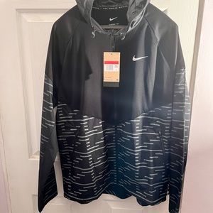 Nike sz Large therma-fit